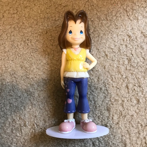 Precious Moments Precious Girls Club Figurine - Picture 1 of 4